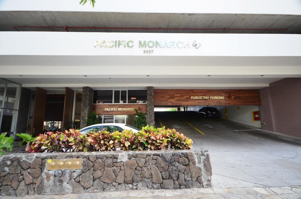 Pacific Monarch 1304 Hotel Honolulu Exterior photo